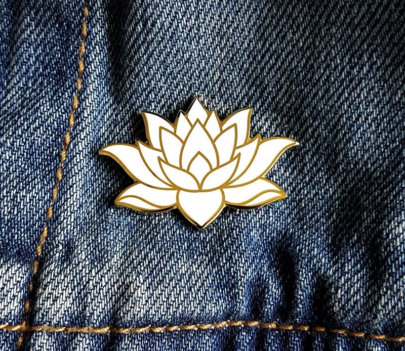 Pinsanity White Lotus Flower Enamel Lapel Pin - Image 4